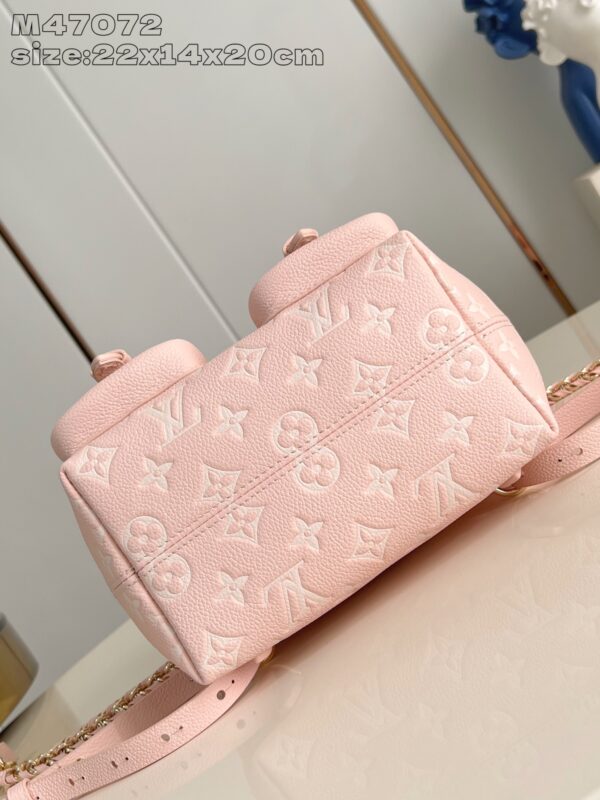Louis Vuitton	Backup