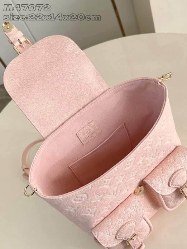 Louis Vuitton	Backup