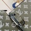 Louis Vuitton	Trio Messenger
