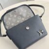 Louis Vuitton	Pulse Wearable Wallet