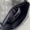 Louis Vuitton	Pulse Wearable Wallet