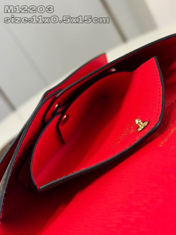 Louis Vuitton	Kirigami Pochette