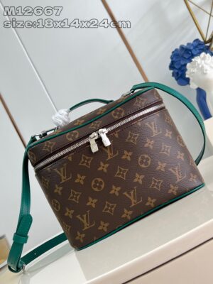 Louis Vuitton 	Nice BB