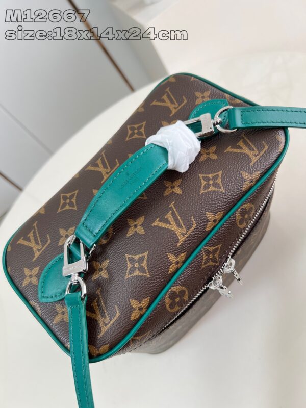 Louis Vuitton 	Nice BB