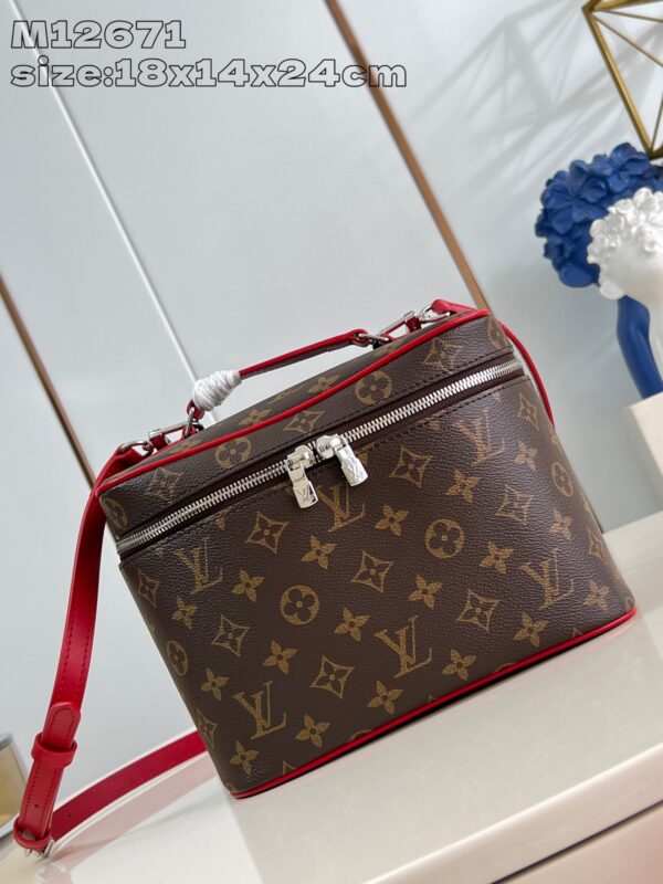 Louis Vuitton 	Nice BB
