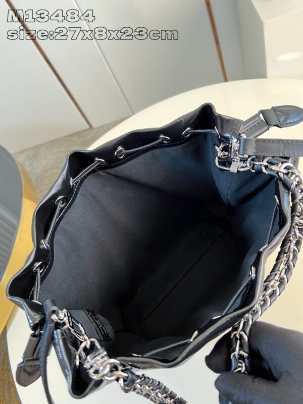 Louis Vuitton	Noé Trunk PM