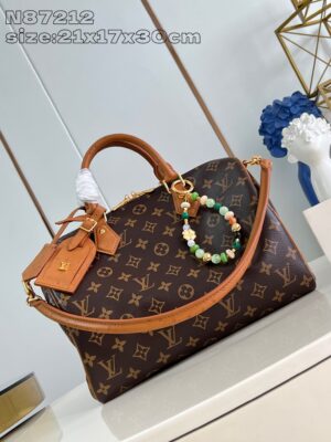 Louis Vuitton	Speedy Soft 30 Boho