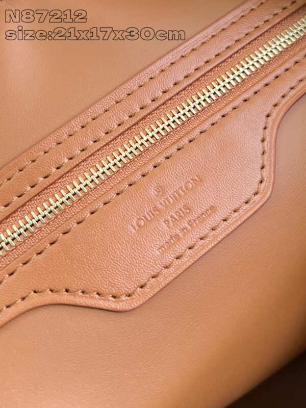 Louis Vuitton	Speedy Soft 30 Boho