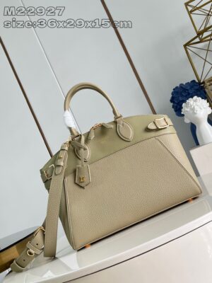 Louis Vuitton	Vendôme MM