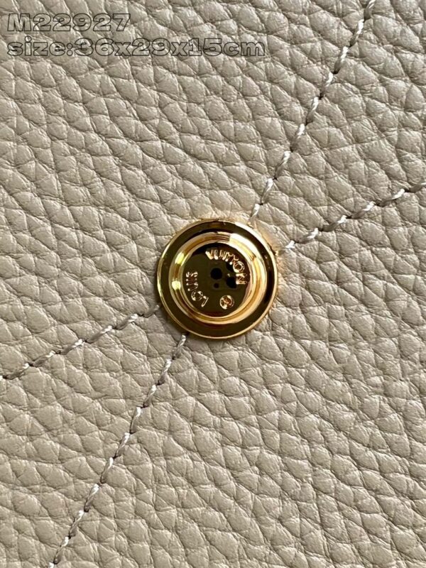 Louis Vuitton	Vendôme MM
