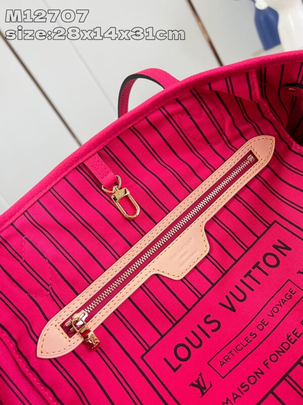 Louis Vuitton	Neverfull Bandoulière Inside Out MM