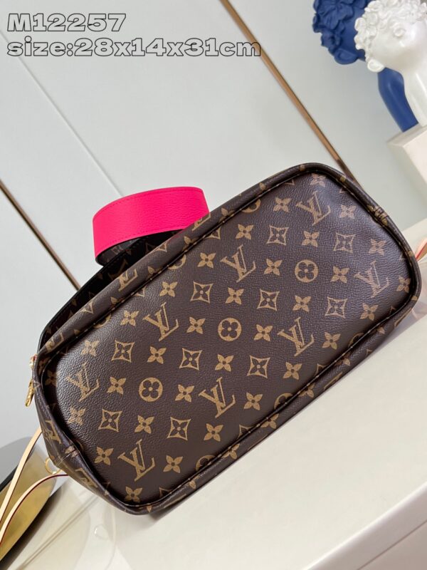 Louis Vuitton 	Neverfull Bandoulière Inside Out MM