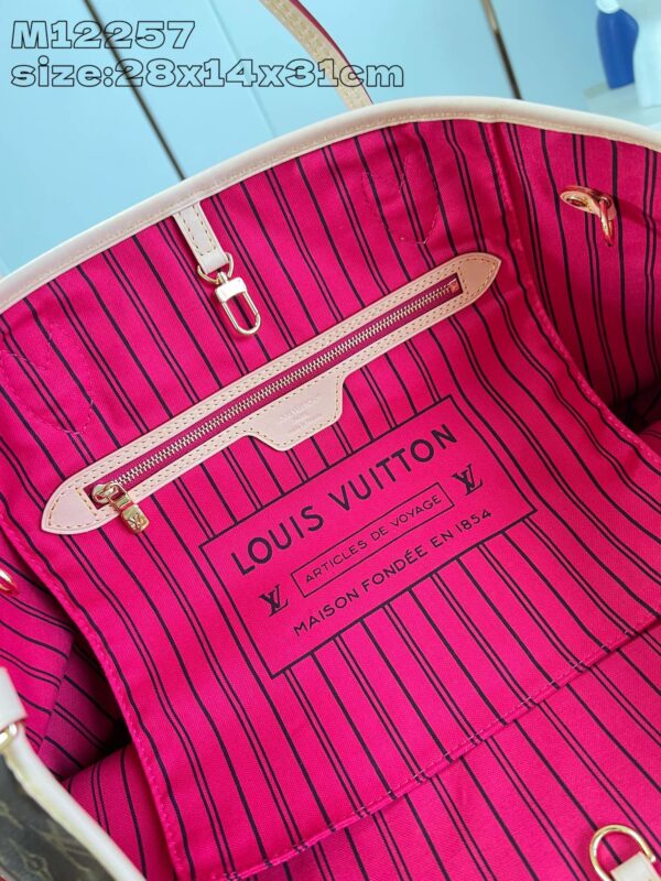 Louis Vuitton 	Neverfull Bandoulière Inside Out MM