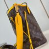 Louis Vuitton	Neverfull Bandoulière Inside Out MM