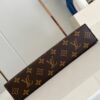 Louis Vuitton 	Pochette Voyage MM