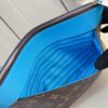Louis Vuitton	Pochette Voyage Souple