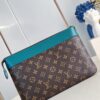 Louis Vuitton	Pochette Voyage Souple