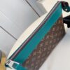 Louis Vuitton	Pochette Voyage Souple