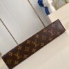 Louis Vuitton 	Pochette Voyage MM