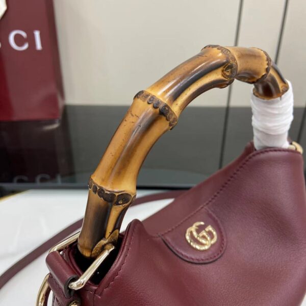 GUCCI DIANA SMALL SHOULDER BAG