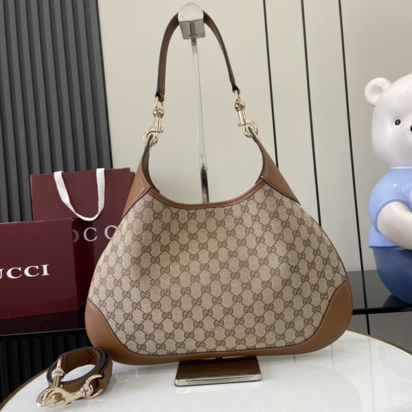 GUCCI B MEDIUM SHOULDER BAG