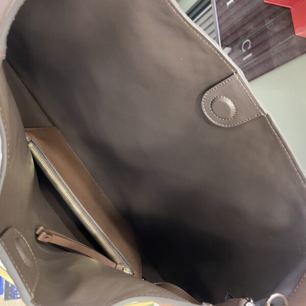 GUCCI B LARGE SHOULDER BAG