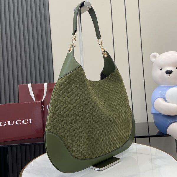 GUCCI B LARGE SHOULDER BAG