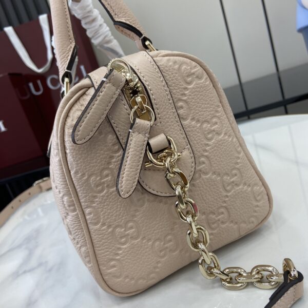 GUCCI EMBLEM MEDIUM BOSTON