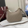 GUCCI EMBLEM MEDIUM SHOULDER BAG