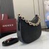 GUCCI EMBLEM MEDIUM SHOULDER BAG