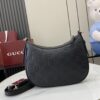 GUCCI EMBLEM MEDIUM SHOULDER BAG
