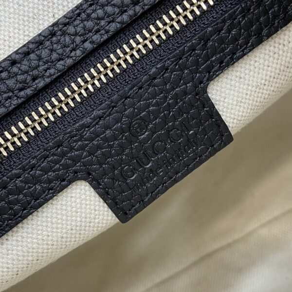GUCCI EMBLEM LARGE SHOULDER BAG