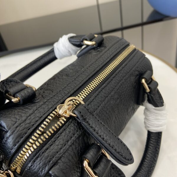 GUCCI EMBLEM MINI BOSTON BAG