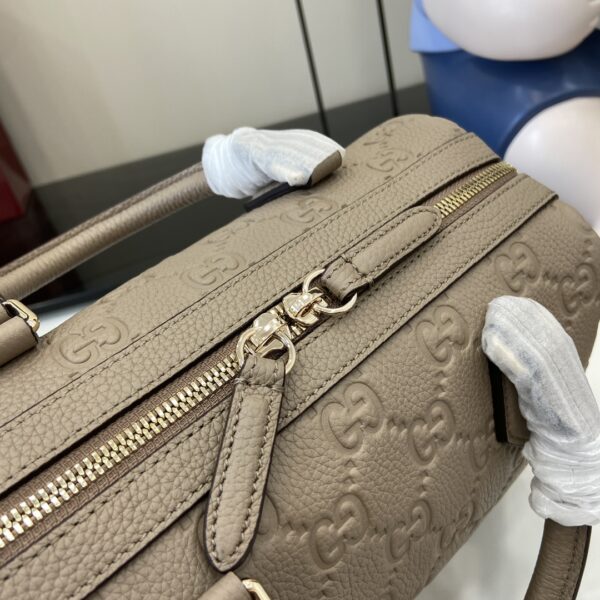 GUCCI EMBLEM MEDIUM BOSTON