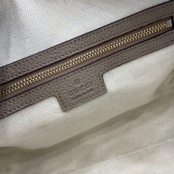 GUCCI EMBLEM MEDIUM BOSTON