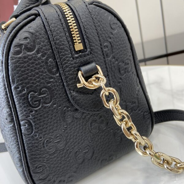 GUCCI EMBLEM MEDIUM BOSTON