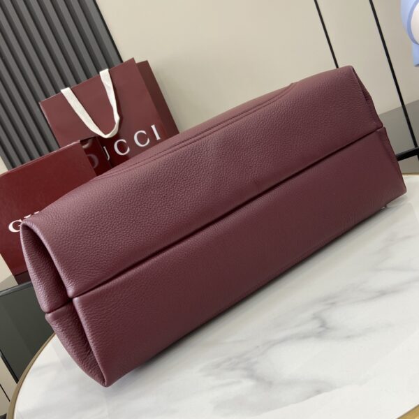 GUCCI SOFTBIT MAXI SHOULDER BAG