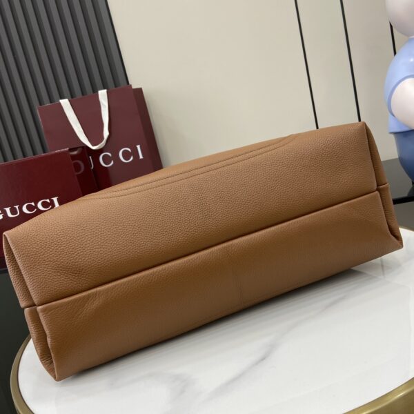 GUCCI SOFTBIT MAXI SHOULDER BAG