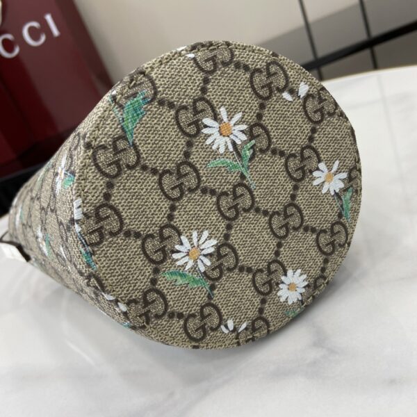 GUCCI CHILDREN’S PRINTED GG BUCKET BAG