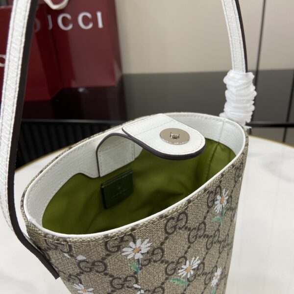 GUCCI CHILDREN’S PRINTED GG BUCKET BAG