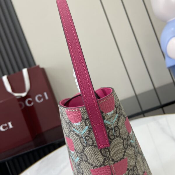GUCCI CHILDREN’S PRINTED GG BUCKET BAG