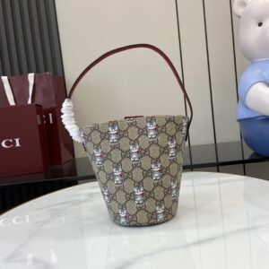 GUCCI CHILDREN’S PRINTED GG BUCKET BAG