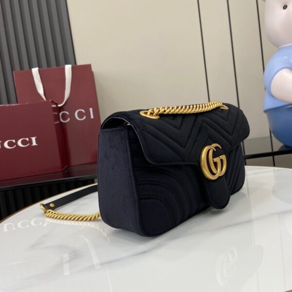 GUCCI GG MARMONT MEDIUM SHOULDER BAG