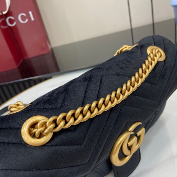 GUCCI GG MARMONT MEDIUM SHOULDER BAG