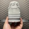 Low-top casual sneakers