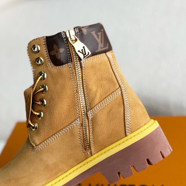 「#2511」Wheat colored letter ankle boots