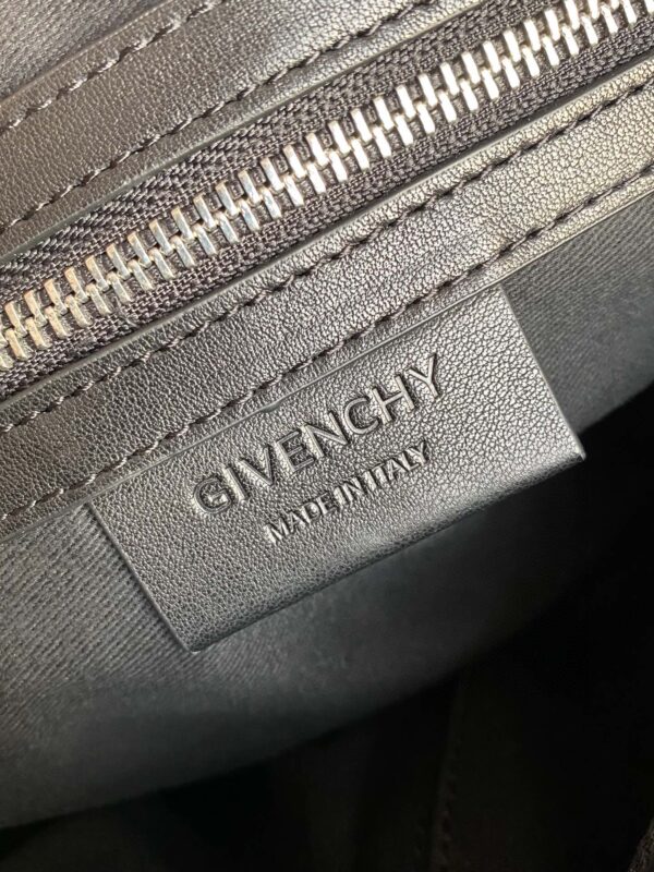 Givenchy Antigona