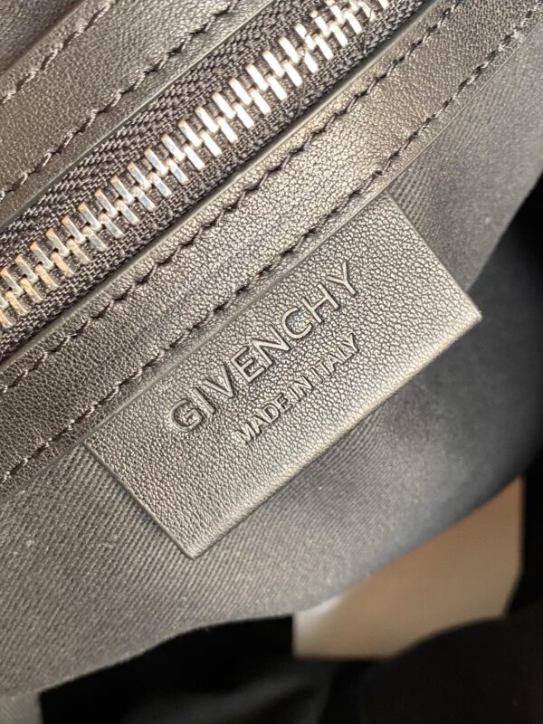 Givenchy Antigona