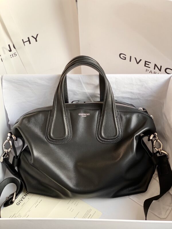 Givenchy Antigona