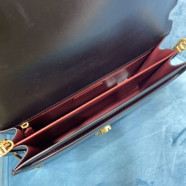 YSL Cassandra